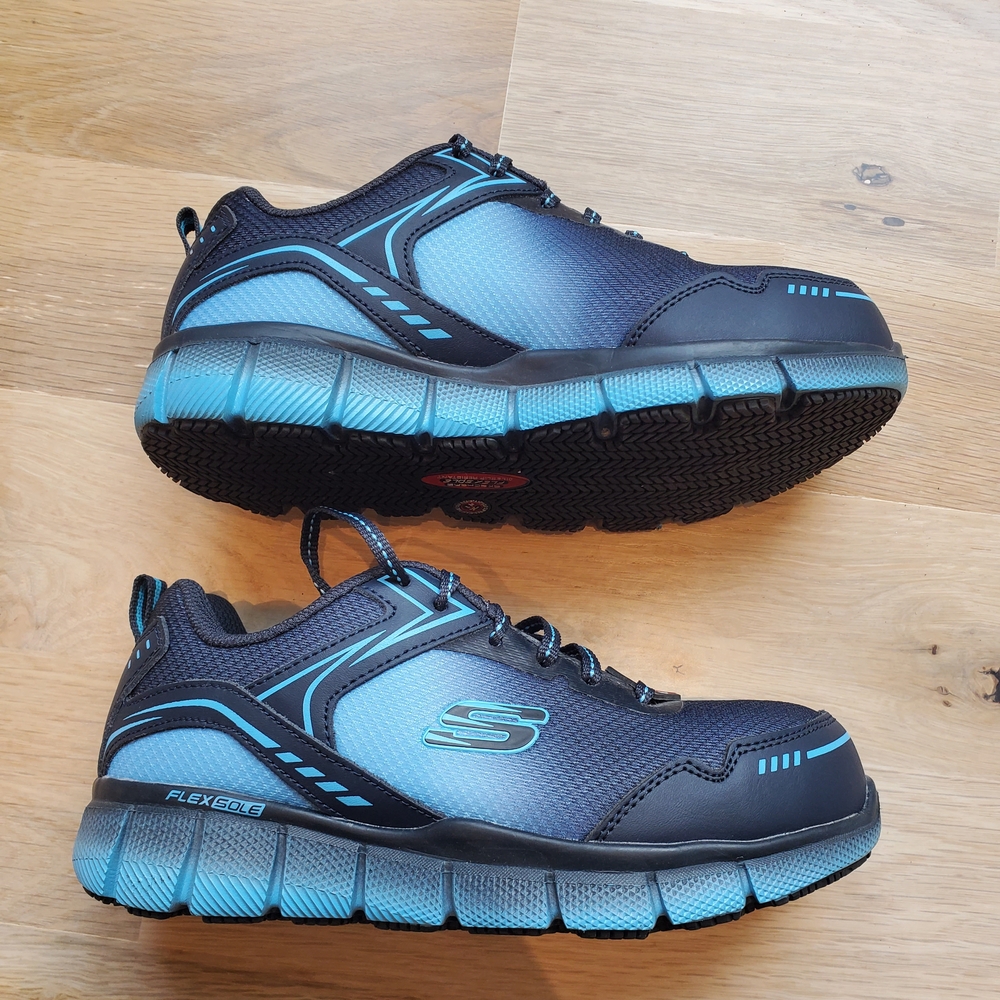 Brand New Skechers safety toe sneakers with slip resistant soles 6.5